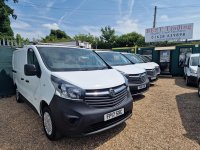 VAUXHALL VIVARO
